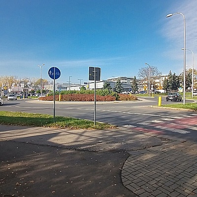 SPRZEDAŻ na LOKAL w Lublin